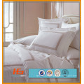 China Hot Selling Product 100% Cotton Embroidery Stripe Star Hotel Bed Linen / Bedding Set